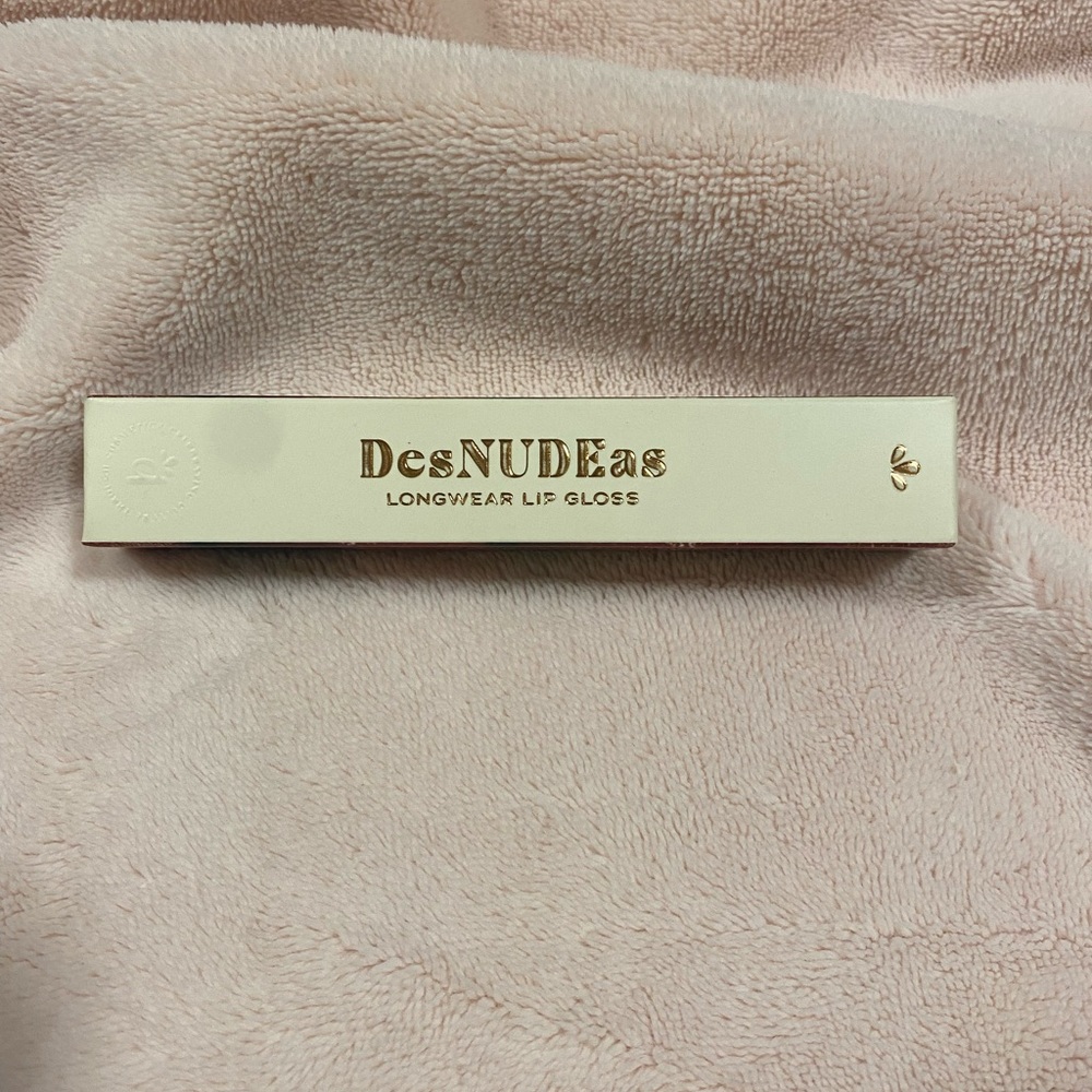 DesNUDEas lipgloss by Alamar Cosmetics (DULCE)